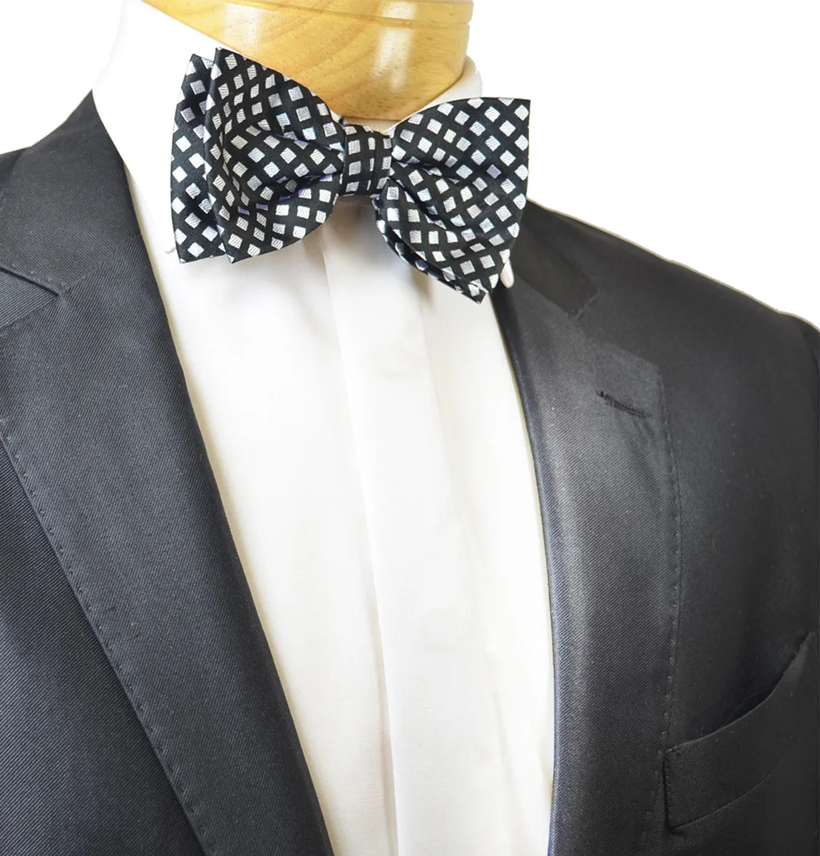 Black and Silver Diamond Patterned Silk Bow Tie