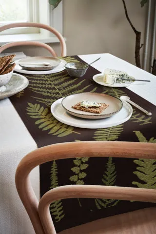 Ekelund Table Runner: "Cora"