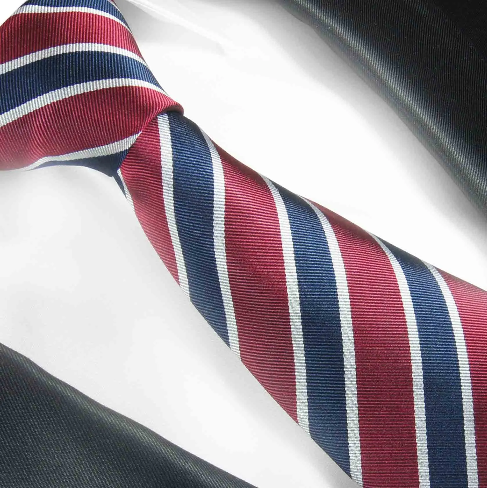 Red and Navy Striped Silk Necktie Set by Paul Malone
